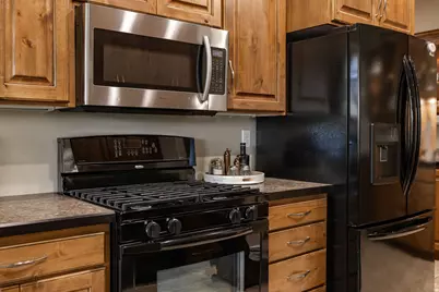 2143 N 950 E, North Logan, UT 84341 - Photo 27