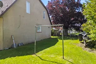 165 N 800 E, Hyrum, UT 84319 - Photo 33