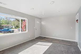 330 N 250 W, Smithfield, UT 84335 - Photo 11