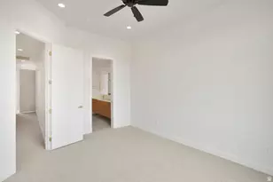 990 N Manen St, Washington, UT 84780 - Photo 17