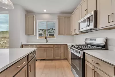 6739 S Quarter Dr W #250, West Jordan, UT 84081 - Photo 7