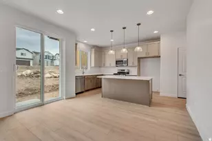 6739 S Quarter Dr W, West Jordan, UT 84081 - Photo 5
