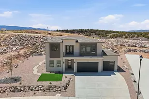 2242 S 2925 St W, Cedar City, UT 84720 - Photo 3