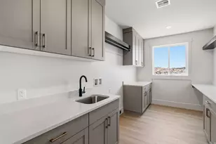 2242 S 2925 St W, Cedar City, UT 84720 - Photo 31