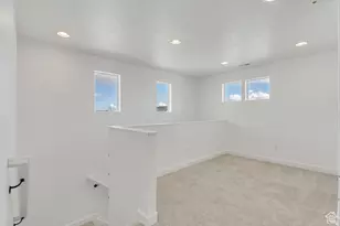 6745 S Quarter Creek Dr W, West Jordan, UT 84081 - Photo 15