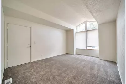 9468 S Turnpike Ln W, Sandy, UT 84070 - Photo 9
