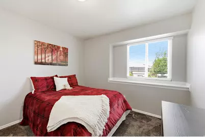 1691 S 300 E, Kaysville, UT 84037 - Photo 17