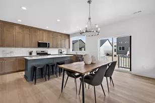 2810 W Guernsey Ln, Plain City, UT 84404 - Photo 9