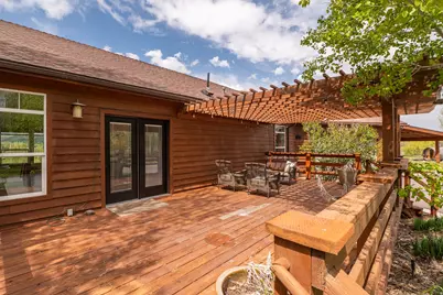275 S 8600 E, Huntsville, UT 84317 - Photo 3