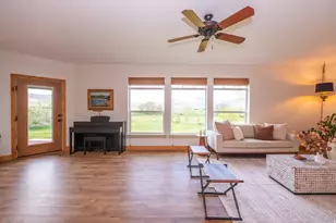 275 S 8600 E, Huntsville, UT 84317 - Photo 15
