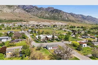 6985 N 2550 W, Honeyville, UT 84314 - Photo 35