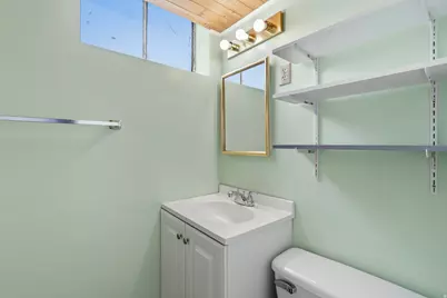 9771 S Amber Ln, Sandy, UT 84094 - Photo 17