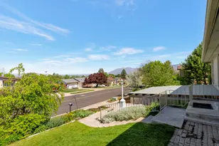 5188 S 300 East St E, Washington Terrace, UT 84405 - Photo 3