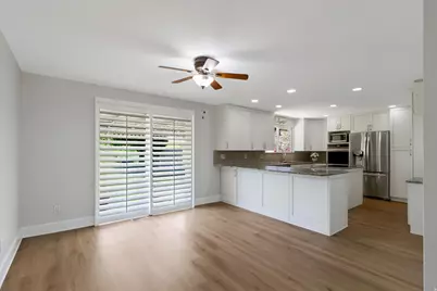5188 S 300 East St E, Washington Terrace, UT 84405 - Photo 7