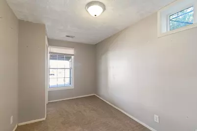 5188 S 300 E, Washington Terrace, UT 84405 - Photo 29