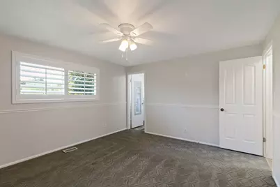 5188 S 300 East St E, Washington Terrace, UT 84405 - Photo 15