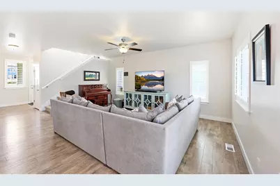 137 N 410 E, Vineyard, UT 84059 - Photo 7