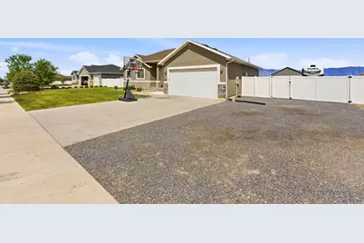 653 Gold Dust Rd, Grantsville, UT 84029 - Photo 3