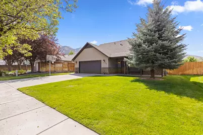 32 W Spring Creek Pkwy, Providence, UT 84332 - Photo 3