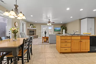 32 W Spring Creek Pkwy, Providence, UT 84332 - Photo 19