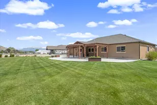 1627 E Lakeview Ln, Eagle Mountain, UT 84005 - Photo 69