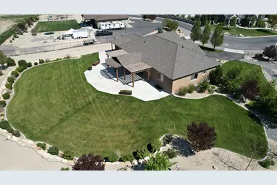 1627 E Lakeview Ln, Eagle Mountain, UT 84005 - Photo 81