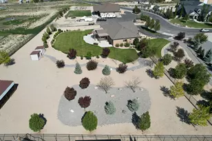 1627 E Lakeview Ln, Eagle Mountain, UT 84005 - Photo 93