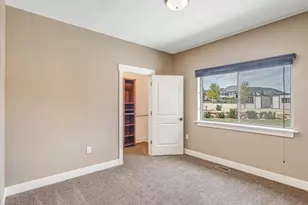 1627 E Lakeview Ln, Eagle Mountain, UT 84005 - Photo 33