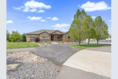 1627 E Lakeview Ln, Eagle Mountain, UT 84005 - Photo 3