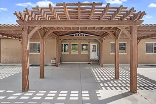 1627 E Lakeview Ln, Eagle Mountain, UT 84005 - Photo 67
