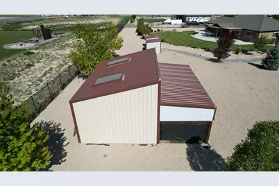 1627 E Lakeview Ln, Eagle Mountain, UT 84005 - Photo 91