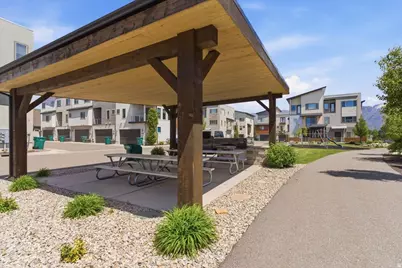 506 W 2200 N, Layton, UT 84041 - Photo 29