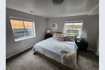 2167 E Eagle Ray Ct, Cottonwood Heights, UT 84121 - Photo 17