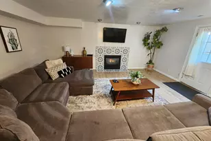 2167 E Eagle Ray Ct, Cottonwood Heights, UT 84121 - Photo 11