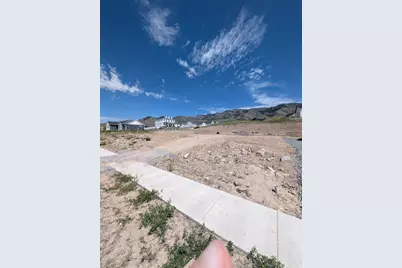16 S 1000 E #101, Hyde Park, UT 84318 - Photo 3