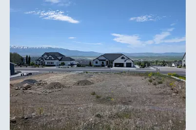16 S 1000 E #101, Hyde Park, UT 84318 - Photo 5