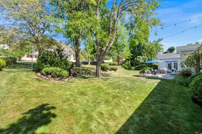 574 N 400 E, Centerville, UT 84014 - Photo 5