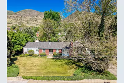 574 N 400 E, Centerville, UT 84014 - Photo 35