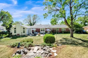 574 N 400 E, Centerville, UT 84014 - Photo 7