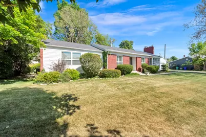 574 N 400 E, Centerville, UT 84014 - Photo 3