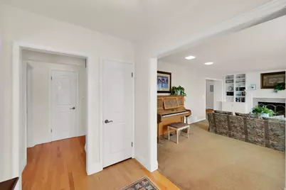 574 N 400 E, Centerville, UT 84014 - Photo 17