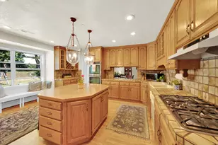 574 N 400 E, Centerville, UT 84014 - Photo 19
