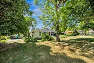 574 N 400 E, Centerville, UT 84014 - Photo 7
