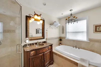 574 N 400 E, Centerville, UT 84014 - Photo 25