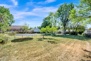 574 N 400 E, Centerville, UT 84014 - Photo 9