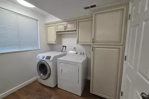1536 N 150 W, Bountiful, UT 84010 - Photo 29