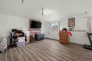 2152 E Weeping Willow Way N, Eagle Mountain, UT 84005 - Photo 17