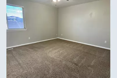 4588 E Evans Dr S, Eagle Mountain, UT 84005 - Photo 35
