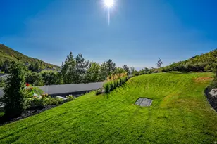 3381 E 9980 S, Sandy, UT 84092 - Photo 9