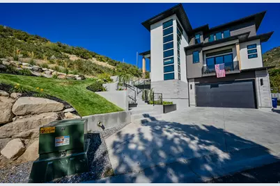 3381 E 9980 S, Sandy, UT 84092 - Photo 7